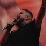 Lukas Agustinho: mergulhe nos 20 super sucessos que redefinem o pop brasileiro