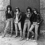 Ramones: 20 Super Sucessos que moldaram o punk rock