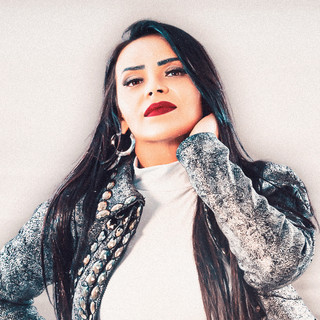 Nadila Freire: a nova voz da música brasileira que conquista playlists