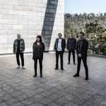New Order: uma viagem pelos grandes sucessos que moldaram o synth-pop