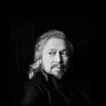 Barry Gibb: 20 Super Sucessos que Definem o Legado do Artista