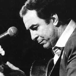 JoÃ£o Gilberto: 20 super sucessos que definem a Bossa Nova em uma playlist essencial