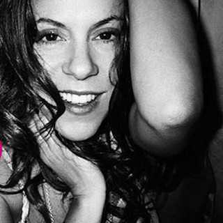 Bebel Gilberto em Destaque: 20 Super Sucessos que Moldam a Bossa Contemporânea