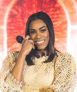 Elaine Martins em Destaque: 20 Super Sucessos para Ouvir Agora
