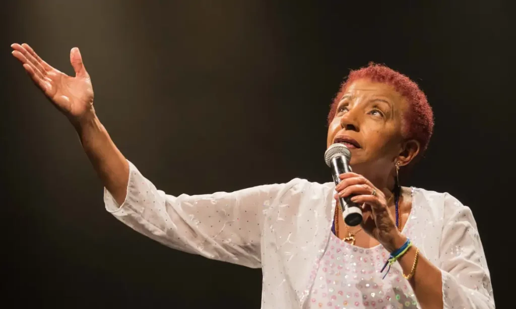 Leci Brandão: 20 Super Sucessos que Celebram o Samba e a Cidadania