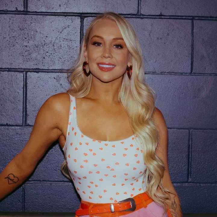 Raelynn: 20 Super Sucessos para Ouvir Agora