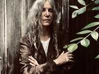 Patti Smith: 10 faixas que definem a poeta do rock