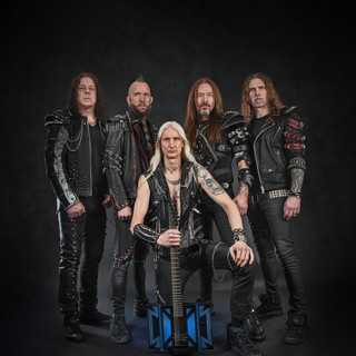 HammerFall: 20 grandes sucessos para mergulhar no poder do metal