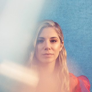 Christina Perri em 20 Sucessos: a playlist que transforma qualquer momento