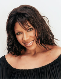 Natalie Cole: as faixas mais tocadas que definem seu legado musical